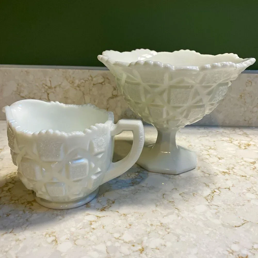 White Milk Glass Starburst Creamer & Pedestal Sugar Bowl Set 2‑Piece Vintage